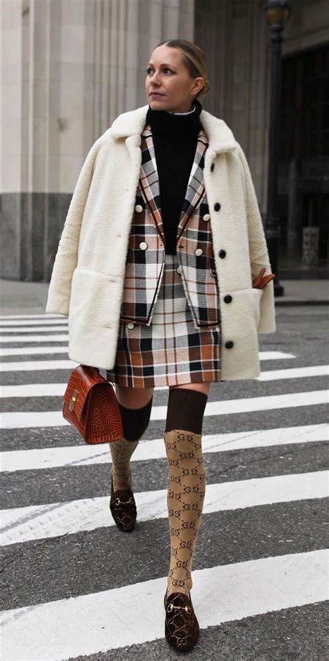 how to wear gucci socks